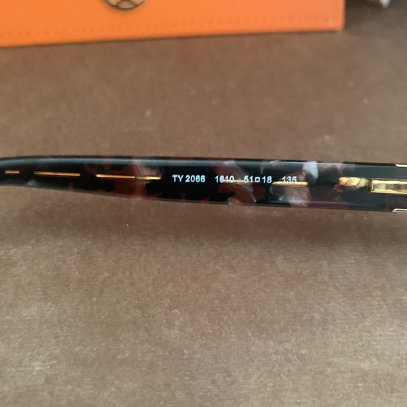 Tory Burch frames - Picture 4 of 5